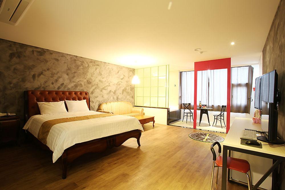 K City Hotel Сеул Екстериор снимка