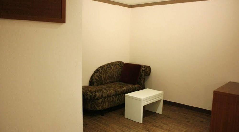 K City Hotel Сеул Екстериор снимка