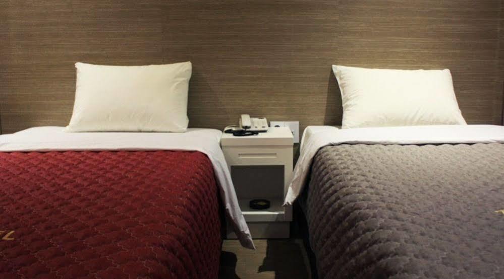 K City Hotel Сеул Екстериор снимка